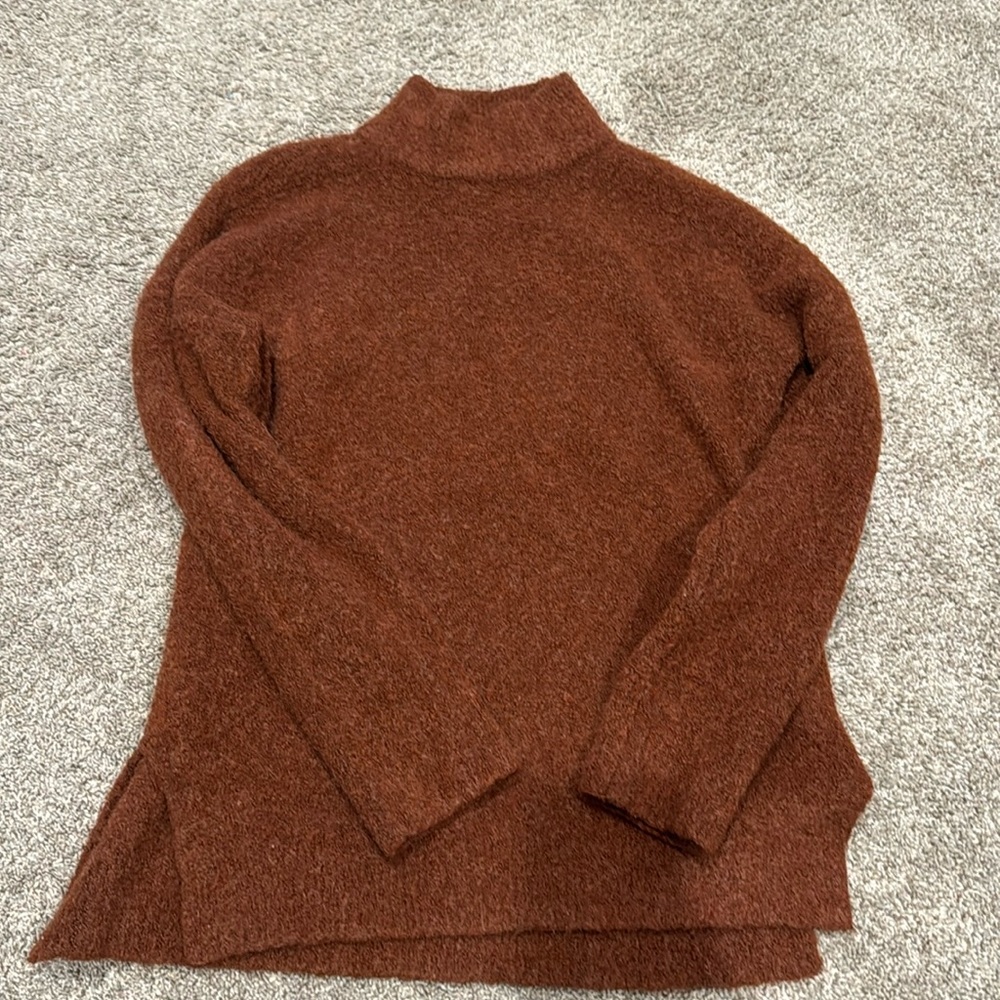 Abercrombie mock turtleneck. Size small.